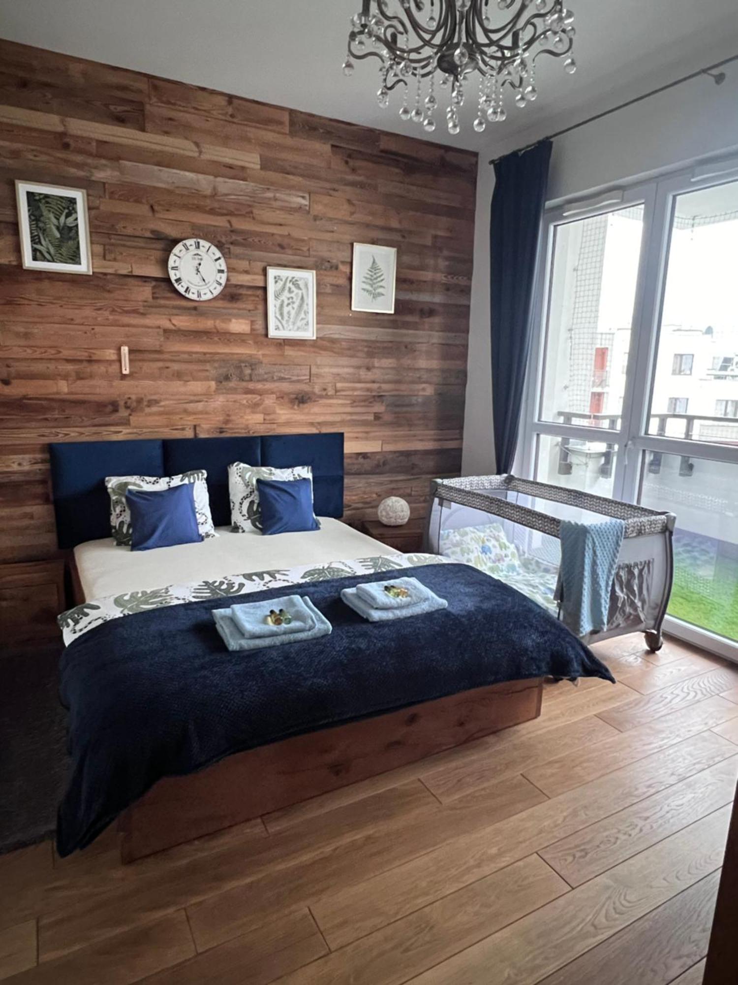 ワルシャワLake Park Apartament With Free Parking Airport Netflixアパートメント エクステリア 写真