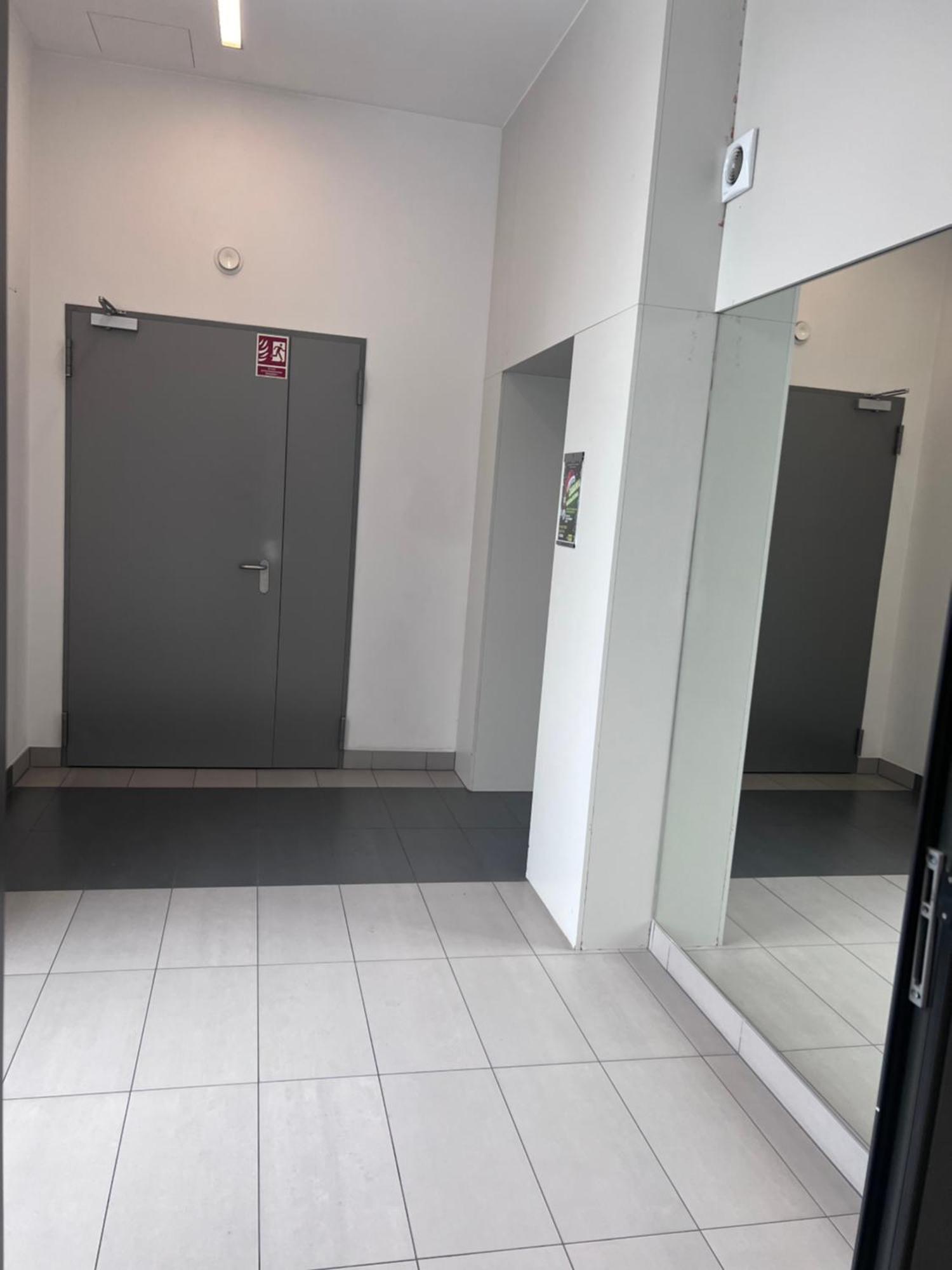 ワルシャワLake Park Apartament With Free Parking Airport Netflixアパートメント エクステリア 写真